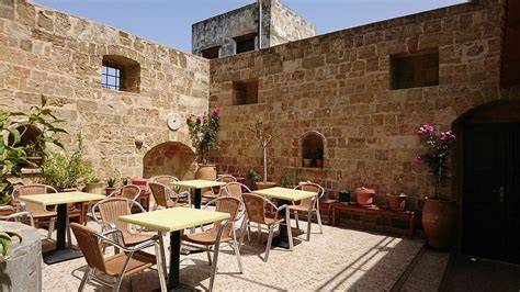 ELENI ROOMS RHODES (Rhodes Town) - Guesthouse Reviews, Photos, Rate ...
