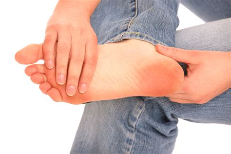Pea Sized Lump On Achilles Tendon - Bump On Bottom Of Foot 9 Causes And How To Get Rid Of It ...