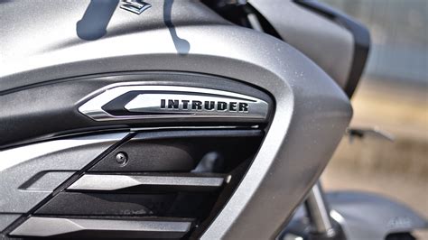 Suzuki Intruder 150 2017 STD Bike Photos - Overdrive