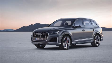 Download SUV Car Audi Vehicle Audi Q7 HD Wallpaper