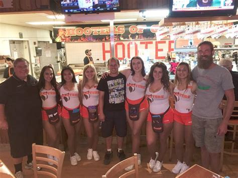 HOOTERS OF GULFPORT - Menu, Prices & Restaurant Reviews - Tripadvisor