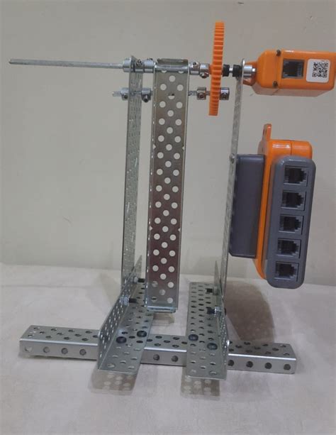 Image result for Arduino Ball Throwing Robot