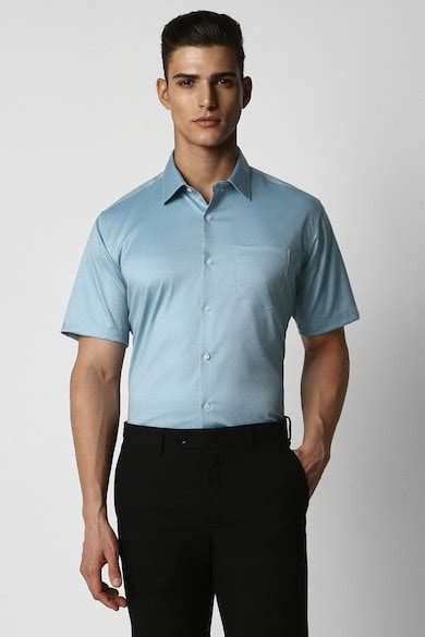 Buy Men Blue Regular Fit Solid Half Sleeves Formal Shirt Online ...