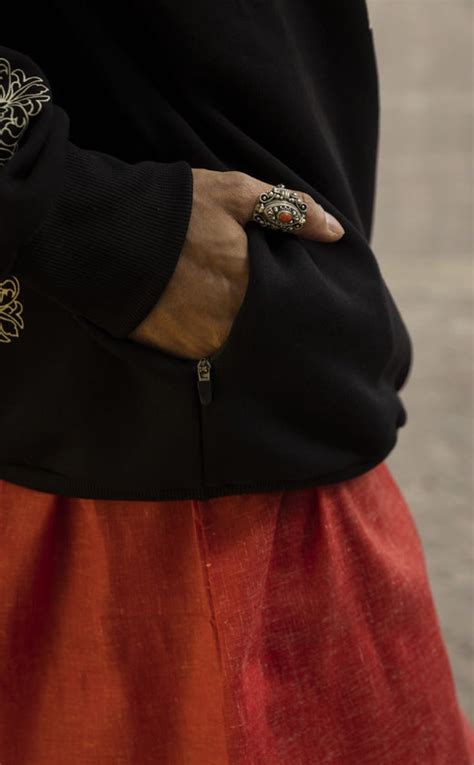 BLOCK LION SWEATSHIRT – Zero Tolerance