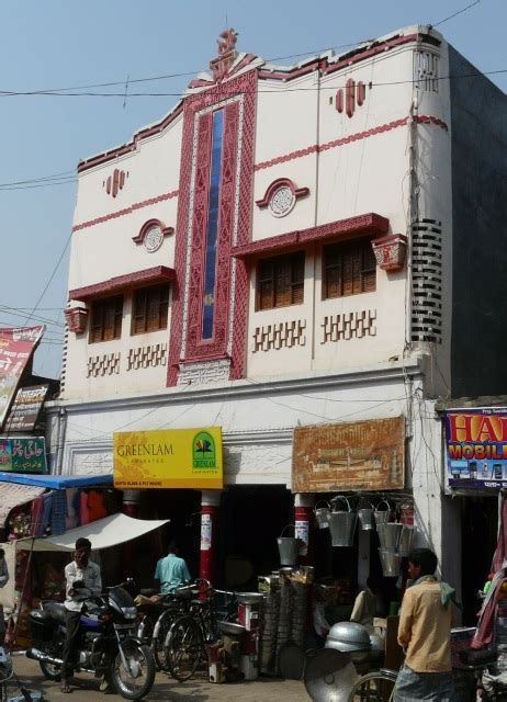 Nanpara: Desi Deco in Small-Town Uttar Pradesh | Sarson ke Khet