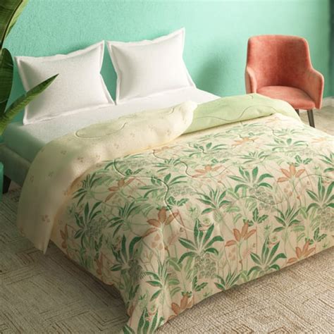Buy Comforters For Bed Online At Prices From Rs. 1799 - Home Centre