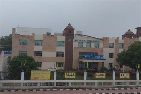 Royal College of Law Ghaziabad Campus: Photos, Virtual Tour