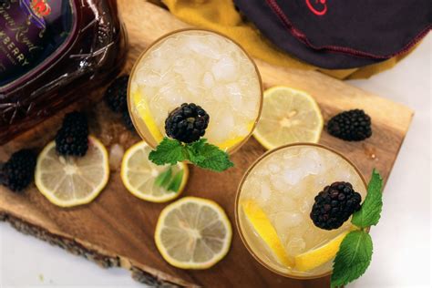 Crown Royal Blackberry Lemonade (Blackberry Crown Royal Lemonade)