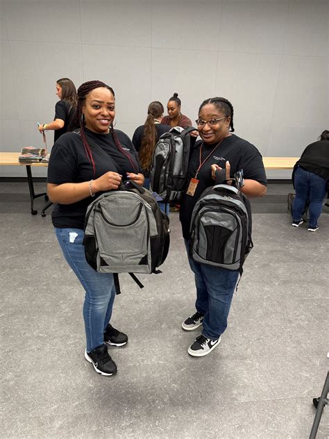 Daimler Truck Financial Services USA LLC on LinkedIn: # ...