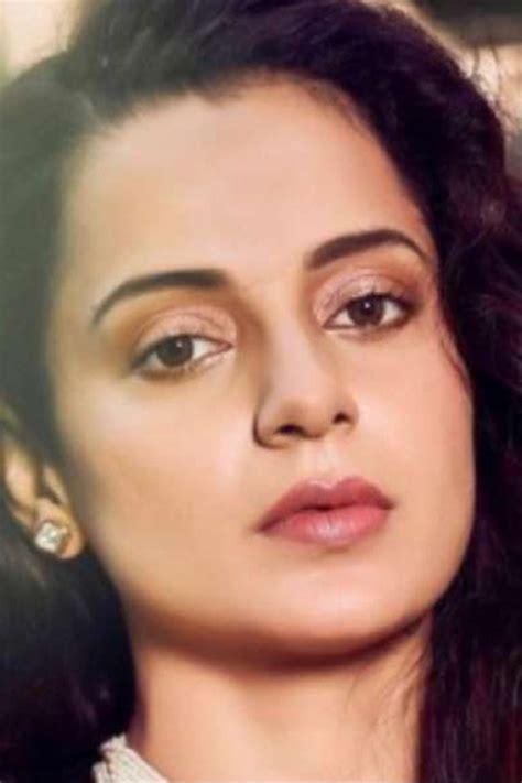 Kangana’s Bio, Age, Relationships, Latest Buzz, Photos & Videos