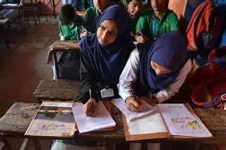 How Kashmiris are resisting linguistic exclusion | The Caravan