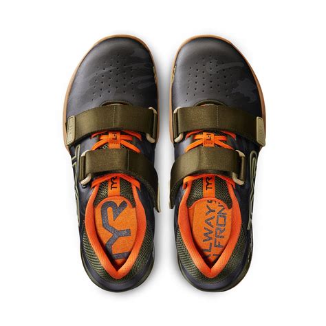 TYR L-1 Lifters – Box Basics