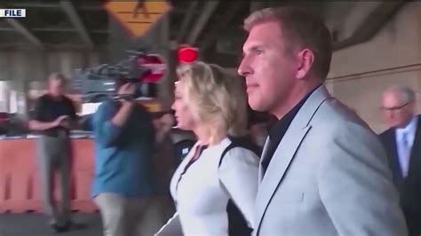 Todd and Julie Chrisley released from prison after Trump pardon | FOX ...