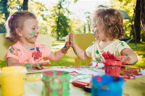 children's art jobs