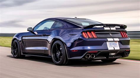 2019 Ford Mustang Shelby GT350 thunders in with upgraded aero, tires, brakes