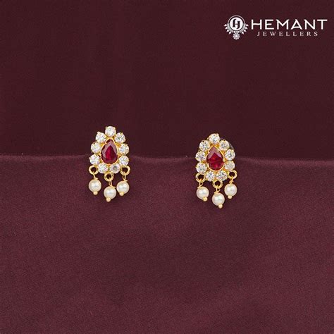 Traditional Maharashtrian Kolhapuri Tops Karwari Gadha AD Paan – Hemant ...