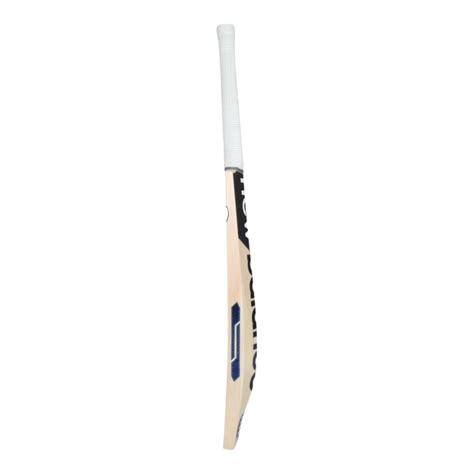 New Balance DC 800i PRO - EW. Cricket Bats – www.brewingcricket.com