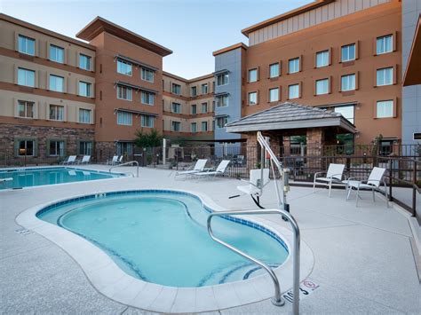 Staybridge Suites Scottsdale - Talking Stick Amenities