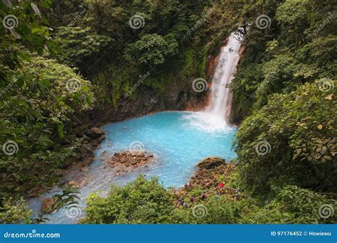 Rio Celeste Waterfall, Costa Rica Stock Foto - Image of rica, centraal ...