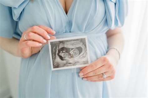 When to take maternity pictures? - reneeash.com