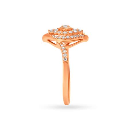 Modish Floral Diamond Finger Ring