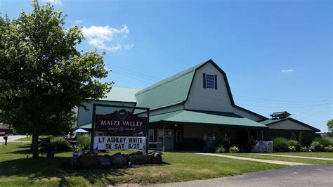 Maize Valley Winery & Craft Brewery - 6193 Edison St NE, Hartville, OH ...