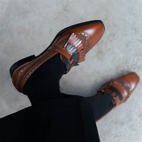 SLIP-ONS – The Alternate