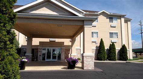 HOLIDAY INN EXPRESS TOLEDO WEST - NAPOLEON BY IHG - Hotel Reviews ...