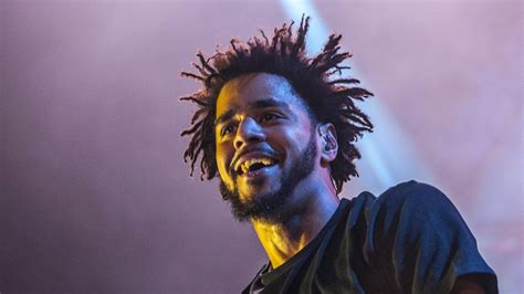 [100+] J Cole Pictures | Wallpapers.com