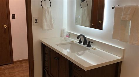 BIG SOUTH FORK LODGE & HORSE CAMPGROUND (Jamestown) - Motel Reviews ...