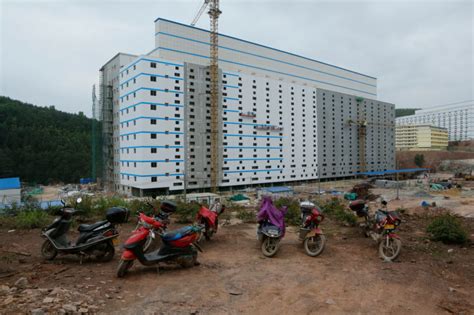 Small-Scale Hog Farming 的图像结果