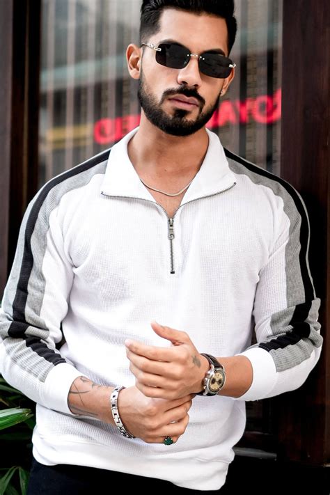 White Color Block Waffle Zipper T-Shirt – Gritstones