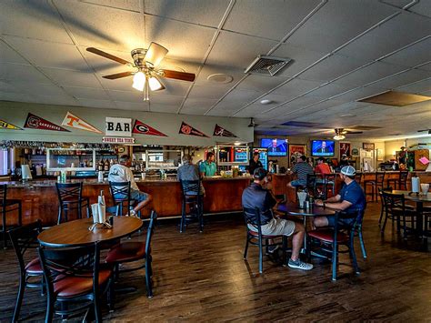 The 5 best Hotel Bars in Dothan - Ingrid Holm's Guide 2024