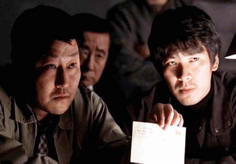 2019年新扒客第10期：电影《杀人回忆》的凶手终于抓到了。连杀14人，性犯罪30多起！滔天旧案揭露韩国警方重大失误的审案方式！ - YouTube