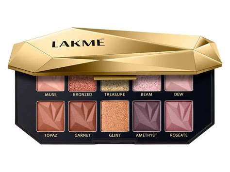 How To Ace Our Cover Girl Aneet Padda's Chrome-Core Make-Up Look ...