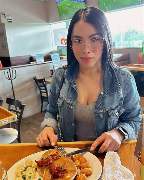 Luisa Lena (@hey.itslenaaa) • Instagram photos and videos