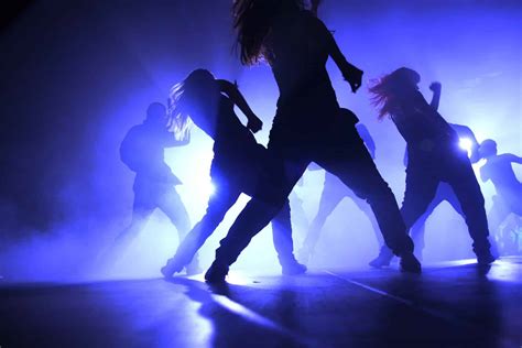 15 Best Dance Songs of All Time - Singersroom.com