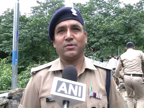 Uttarakhand: Damaged road on Dehradun-Mussoorie highway restored