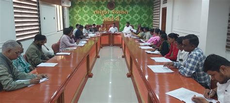 Development works worth Rs 3.75 crore approved in Gandevi T.Pt. meeting ...