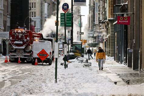 New York snow: Latest weather forecast and how much snow has fallen in record blizzard