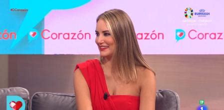 Alba Carrillo dicta sentencia sobre la ruptura de su expareja, Santi ...
