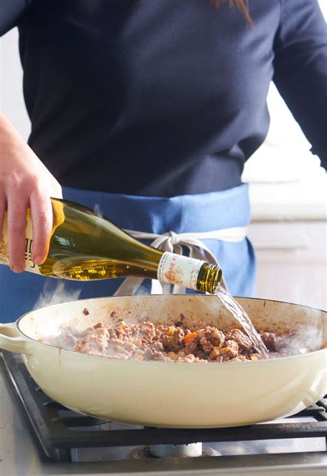 Can I Cook With Wine While Pregnant? - Classified Mom