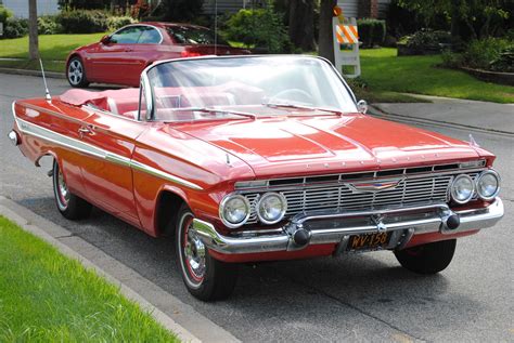 All American Classic Cars: 1961 Chevrolet Impala 2-Door Convertible