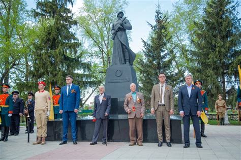 Улправда - В Чердаклах ко Дню Победы открыли памятник Советскому ...