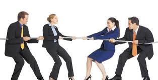 La influencia de los competidores en la comunidad y la sociedad