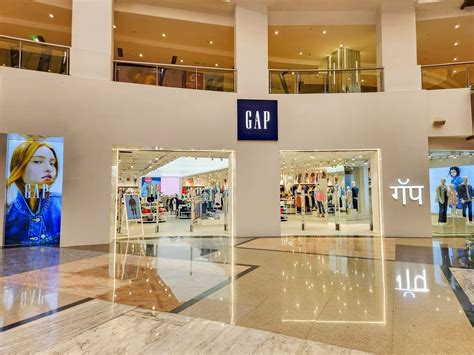 Gap opens new store in Pune's Amanora Mall