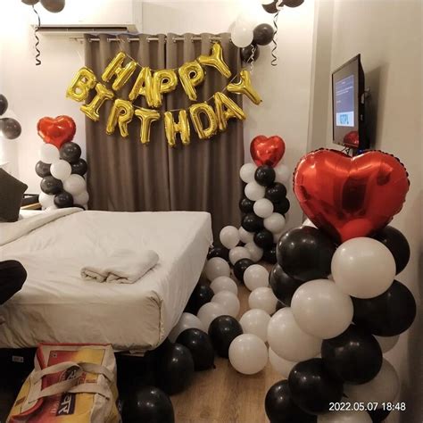 Hotel Room - OYO room Balloon Decoration for Birthday – Theballoonwala