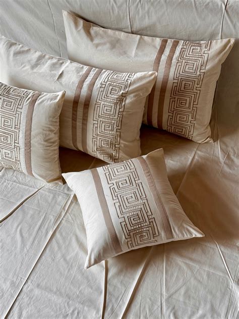 THE CREAM GRAMMY BEDSHEET SET – NEXUS BY UPASNA