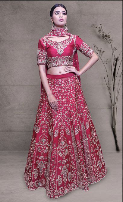 ABAAYA – Kala Shree Regalia