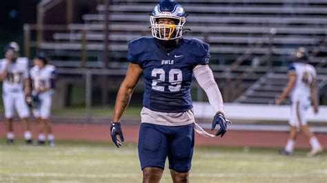 SCSU Football Falls To Saint Anselm, 21-14 - Southern Connecticut State ...